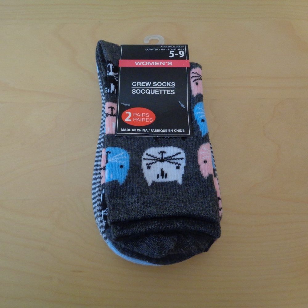 Kitty Cats Striped Crew Socks 2 Pairs Set Gray, Blue, Pink & White Women’s NEW